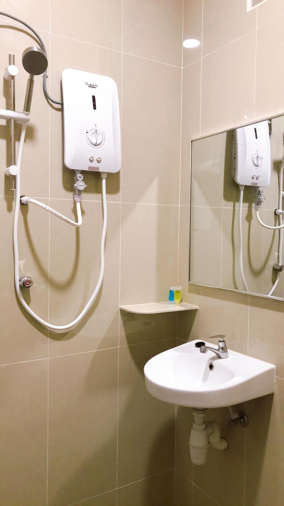 קואלה טרנגאנו Alexis Kt Roomstay חדר תמונה